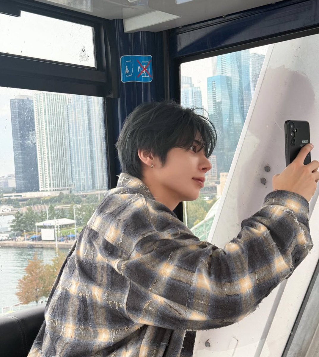 ktaehyun0205's tweet image. 태현이 인스타 감성 너무 좋은 걸,,