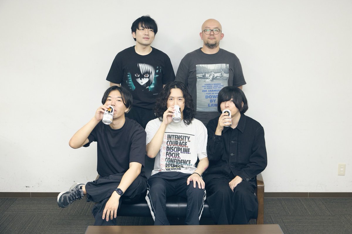 Tour"CREPUSCULAR" 4本目 神戸公演終了👁️

ありがとうございました😉