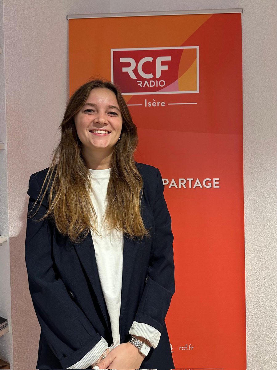 On se retrouve aujourd'hui pour Microcité présenté par Elsa Dizier ! 
 
✊🏻 Pourquoi est-ce que les associations se mobilisent demain ? C'est le dossier du jour. 

🍽 En fin d’émission, on ira faire un tour dans les petites cantines !

Sur <a href="/RCFIsere/">RCF Isère</a> à 14h !