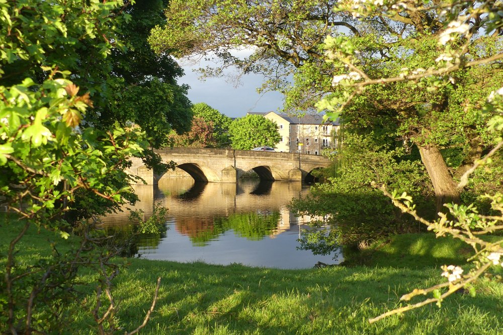 Otley: A Yorkshire Market Town Known for Its Plethora of Pubs cravemag.co.uk/otley-yorkshir…
