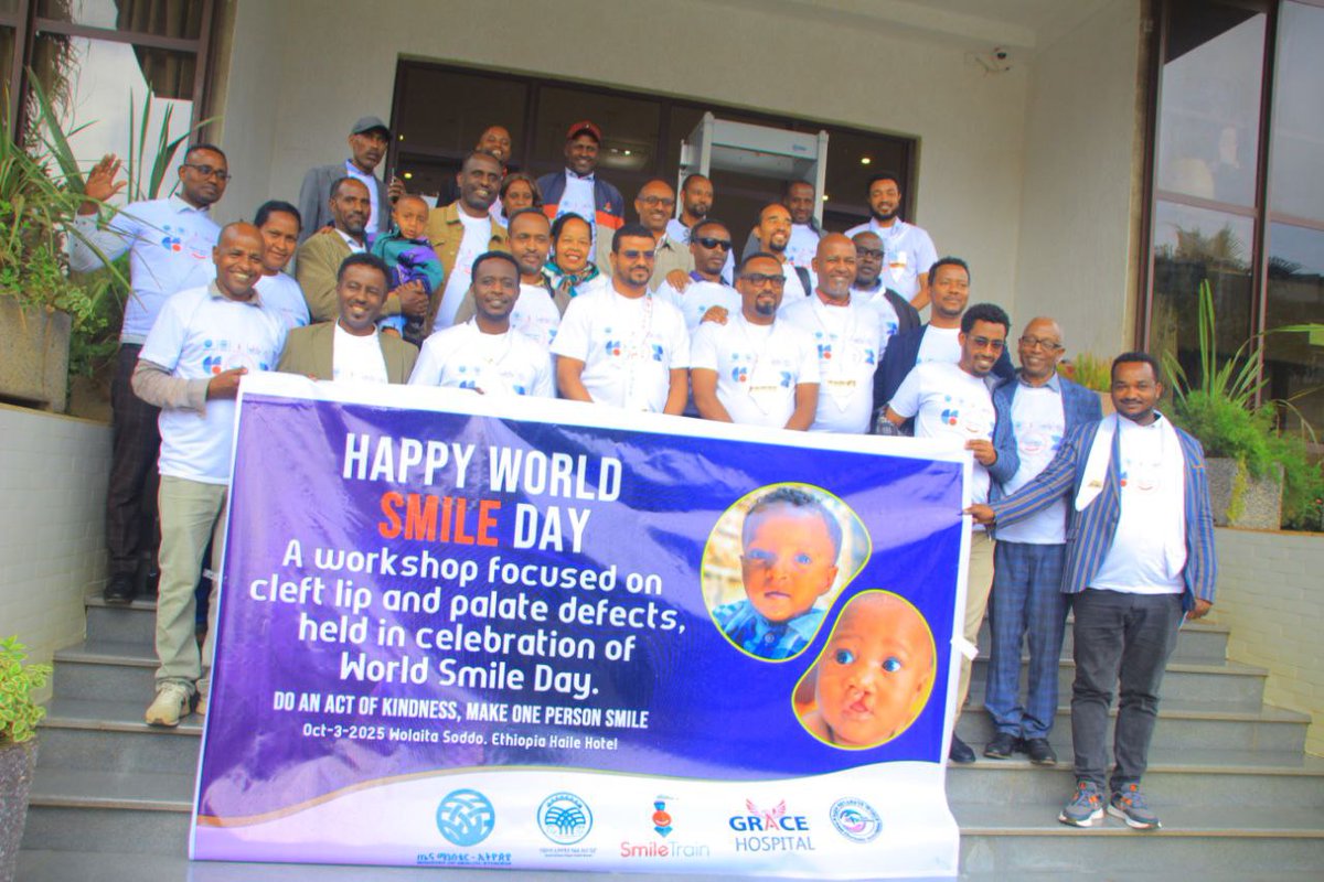 SmileTrainAfric's tweet image. From Sept 29–Oct 10, Smile Train Africa &amp;amp; partners led a Smile Week campaign to mark #WorldSmileDay in #Ethiopia!
Placed under the theme: “Do an act of kindness. Help one person smile” , we inspired smiles, shared stories, mobilized communities, and supported free cleft care.