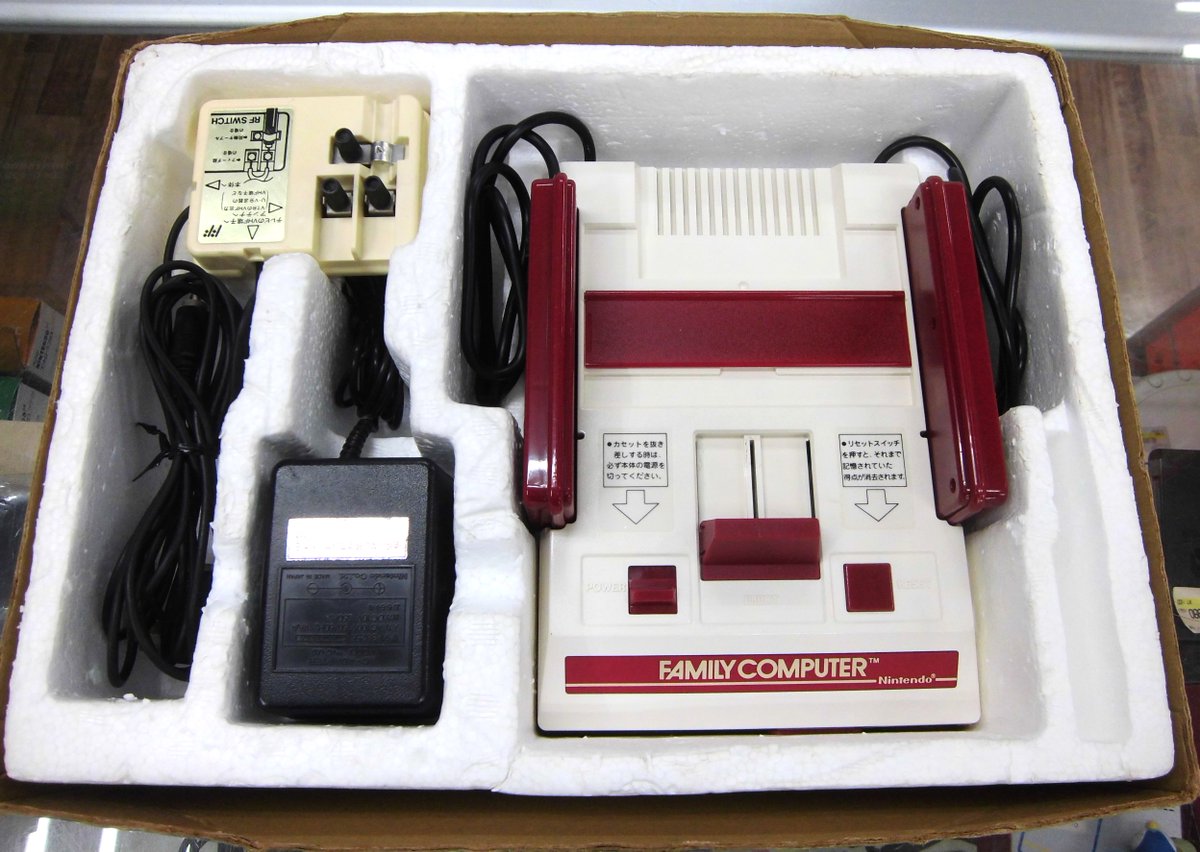 ファミリーコンピュータ