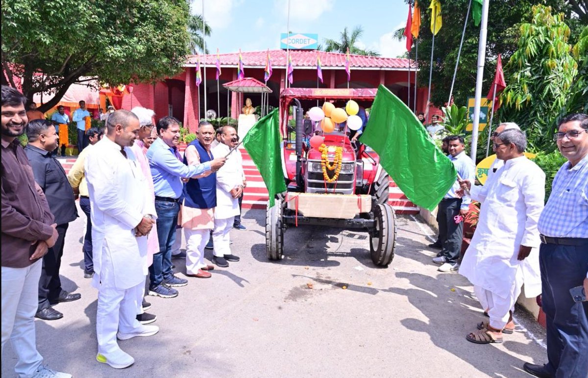 IFFCO_UP's tweet photo. CORDET के 48 वे स्थापना दिवस के उपलक्ष्य पर CORDET फूलपुर में एक रबी फसल विचार गोष्ठी का आयोजन किया गया जिसकी कुछ झलकियाँ यहाँ प्रस्तुत है I @IFFCO_PR @Iffco_Yatendra @iffcoyogendra @IFFCOCropSolns @jdabureau https://t.co/4j92KbG9Fc