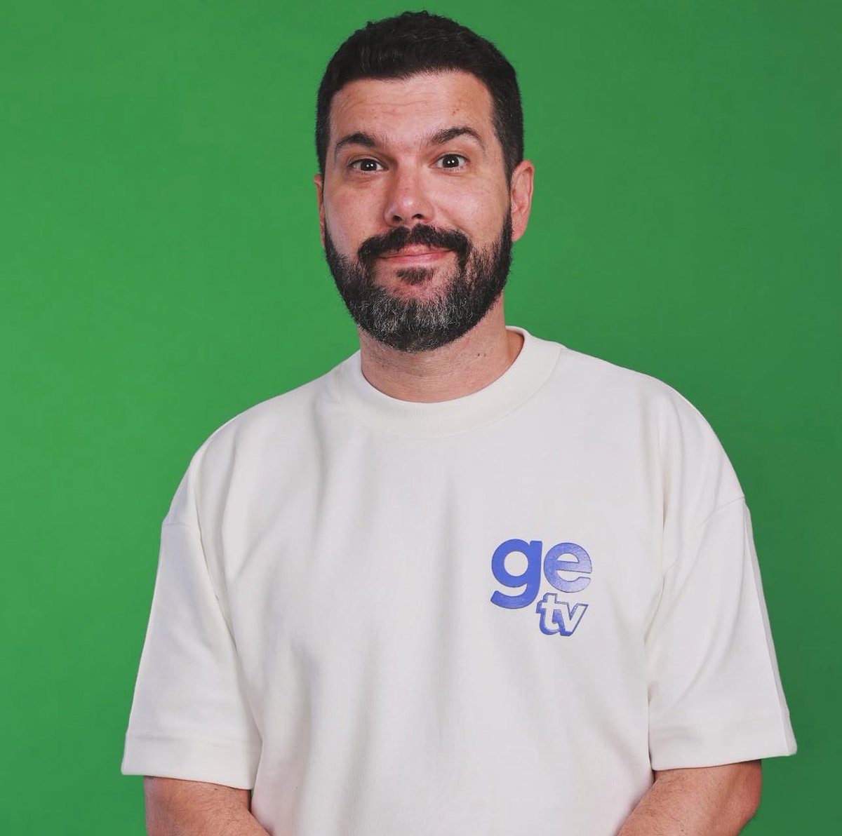 Pesgrau's tweet image. E essa fala do Bruno Formiga durante o jogo da Seleção hein…

Bruno Formiga: Para a galera do colégio, tem jogo grande? Falta a aula, negocia.

Jorge Iggor: Mas aí repõe a aula, né?

Bruno Formiga: Aí já não é mais comigo, a minha sugestão é:  chegue na segunda aula.

Jorge…