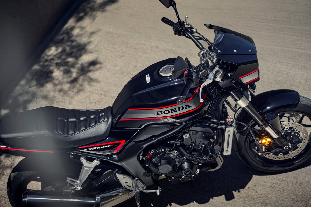 tuningblog_eu's tweet image. 🎉 Zurück in die Zukunft auf zwei Rädern! Die neue Honda CB 1000 F kommt 2026 – klassischer Look, moderne Technik und satte 124 PS. 🏍️🔥

👇 Der Link zum Artikel ist in den Kommentaren!
#honda #cb1000f #retrobike #motorcyclelife #tuningblog #2026lineup #bikeporn #motorradliebe