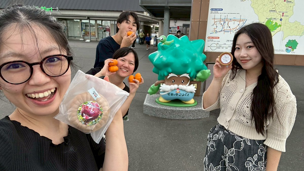 MAgribusiness's tweet photo. 帰りには千葉県の道の駅にも立ち寄り、地元の野菜や発酵食品など地域の魅力を満喫！自然の中で体を動かし、人とつながり、食を味わう、そんな充実した一日でした！！

 #道の駅 #発酵の里こうざき  #地域活性化 #ミニカボチャ https://t.co/7MiWr8Yz7p