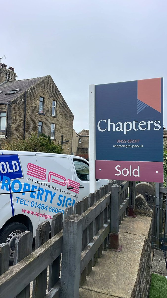 Are you ready to refresh your property signage?
If your brand is evolving, or your boards are starting to look dated, it could be the perfect time for a rebrand!
Get in touch today to discuss how we can help you get ‘new brand ready Chapters WS Residential Reloc8 Anthony J Turner