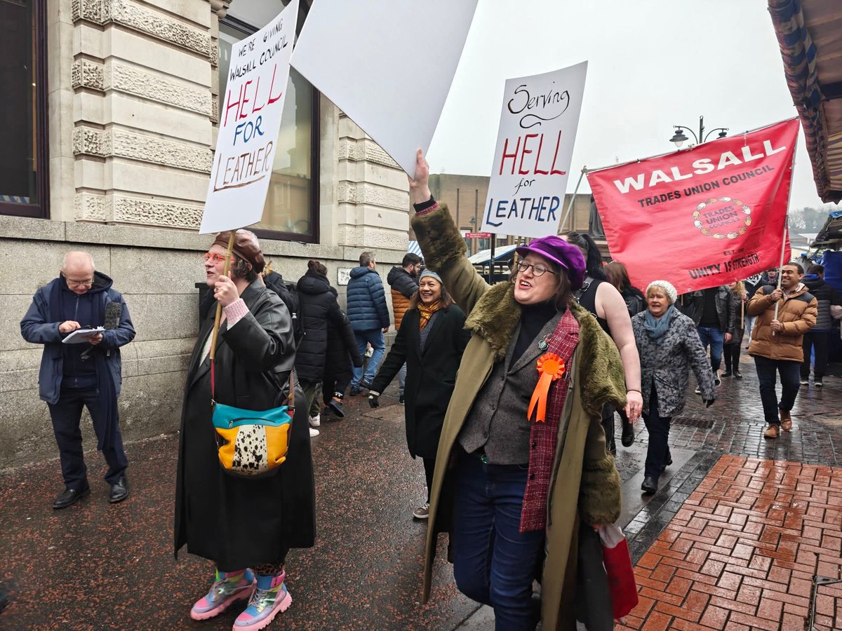 📢 CALL TO ACTION – TUESDAY 14TH OCTOBER 📢

Join us outside Walsall Council House at 5:15pm as we stand together to save Walsall Leather Museum! 🪡

This is a critical moment — the Scrutiny Committee meeting starts at 6pm, where the future of the museum will be decided.