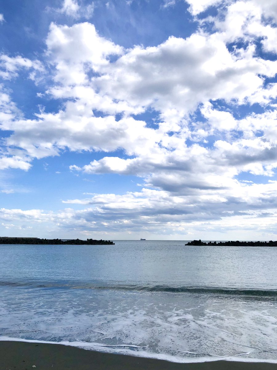 浜田省吾さん苫小牧公演でした！

今宵も音楽に歓声に溶けていってしまうんじゃないかというくらい熱い盛り上がりでした✨

毎日遮るもののない広い空や海を見ていたら心も広々してきて、北海道シリーズとても気持ち良くやらせていただきました。
ありがとうございました！