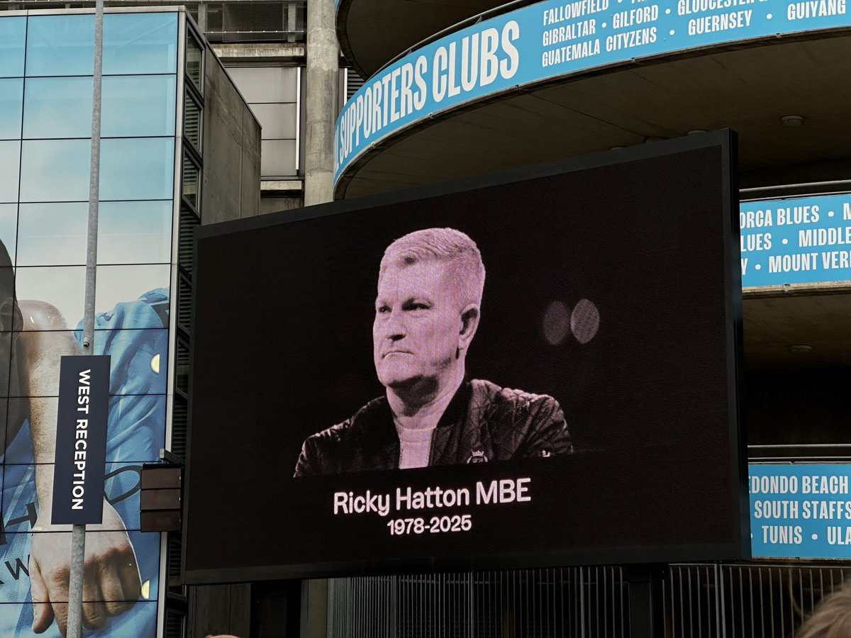 bethan finighan (@finighanbethan) on Twitter photo As crowds continue to pour into the Etihad ahead of Ricky Hatton’s tribute, one City fan told me: “It’s such a shame he can’t see it - how loved he was.”
Poignant scenes in Manchester today. <a href="/MENnewsdesk/">Manchester News MEN</a> As crowds continue to pour into the Etihad ahead of Ricky Hatton’s tribute, one City fan told me: “It’s such a shame he can’t see it - how loved he was.”
Poignant scenes in Manchester today. <a href="/MENnewsdesk/">Manchester News MEN</a>