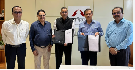 Electricalmirro's tweet image. Powering Maharashtra’s Smart Energy Future!

MSEDCL partners with GEAPP to deploy AI analytics &amp;amp; energy storage for a more efficient, reliable, and sustainable power grid.🌍🔋

Read more: lnkd.in/gemvXxuU
#MSEDCL #GEAPP #SmartGrid #CleanPower #GreenFuture #ElectricalMirror