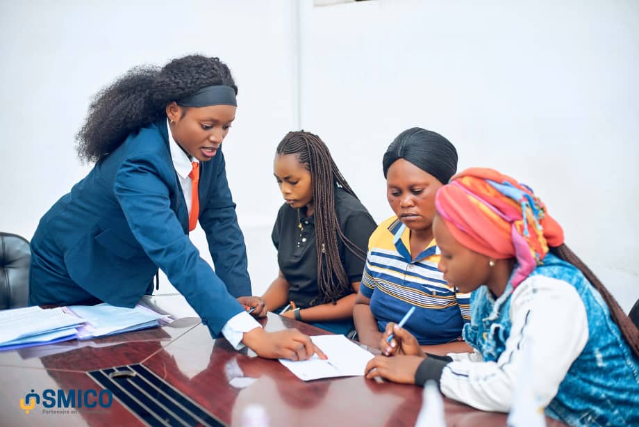 Chaque client compte ! 

Pour la Customer Week, nos équipes ont placé le client au cœur de chaque action, partout où SMICO est présent.

#SMICO #CustomerWeek #InclusionFinancière #ChaqueClientCompte