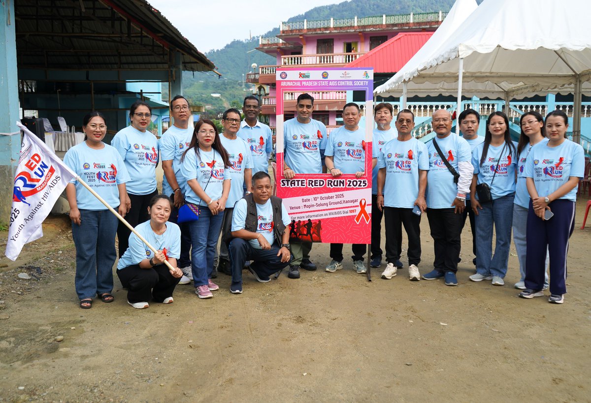 MyGovArunachal's tweet image. Hon’ble Minister Shri Biyuram Wahge flagged off the Red Run Marathon in Itanagar, bringing together students from various colleges to promote #HIVAIDSAwareness, inspire #HealthyLiving, and encourage collective efforts toward a resilient and informed community.