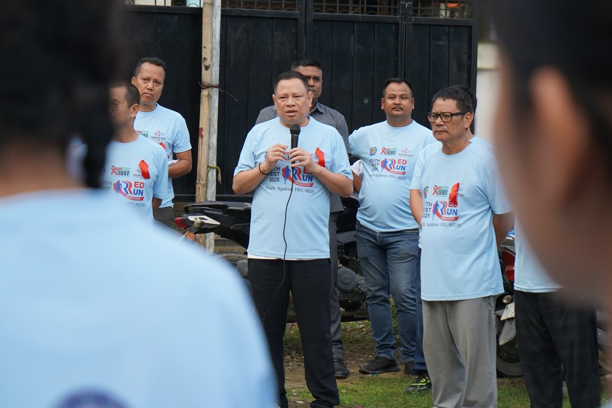 MyGovArunachal's tweet image. Hon’ble Minister Shri Biyuram Wahge flagged off the Red Run Marathon in Itanagar, bringing together students from various colleges to promote #HIVAIDSAwareness, inspire #HealthyLiving, and encourage collective efforts toward a resilient and informed community.