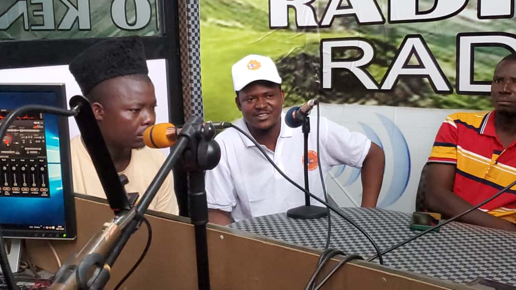 🎙️On Air in Kenema! 🇸🇱✨
 Sadr Sahib Muhammad Moriss Kamara and Mutamad Sahib Amadu Alpha took to Kamboi Agricultural Radio F.M 92.5 to share updates and insights about the upcoming 26th National Ijtema of Majlis Khuddamul Ahmadiyya Sierra Leone. [09/10/2025]

 #Khuddam #SaloneX