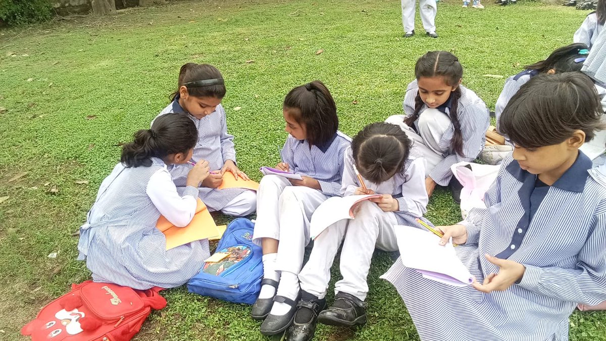 NagarSnpet's tweet image. When Art Meets Inquiry from Gallery Walls to Nature's Canvas 📷📷
'Curiosity is the engine of discovery'
#InquiryBasedLearning #LearningBeyondClassrooms #ArtGalleryVisit #Grade2Artists #HolisticEducation #OutdoorLearning #NonProfitEducation #CuriosityMatters #ChildAgency
#IBP