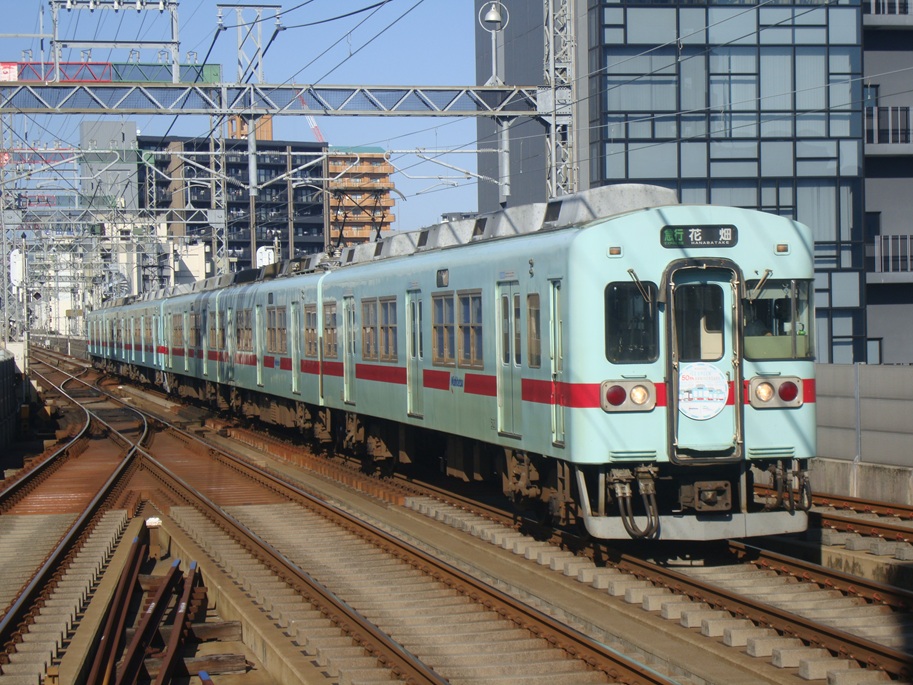 西鉄天神大牟田線アイスグリーン塗色50周年記念ヘッドマークが5000形