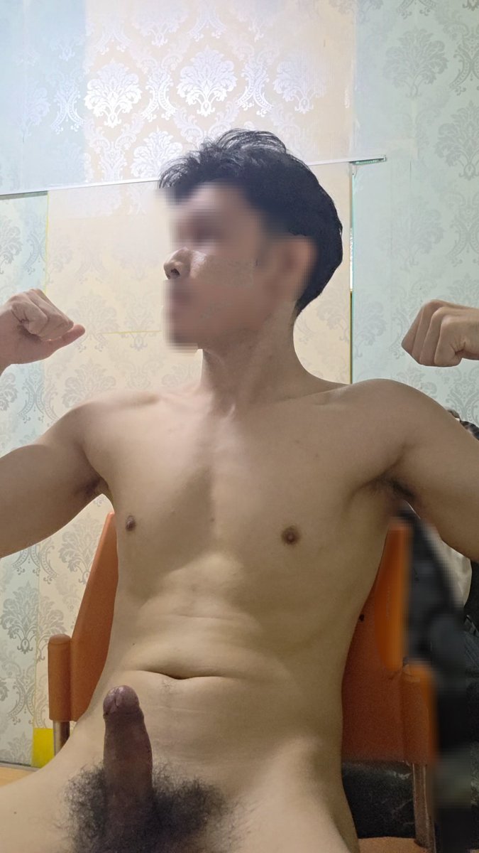 TGIF หึบๆ แต่งานเยอะมาก ขอแก้ผ้าก่อนละกัน