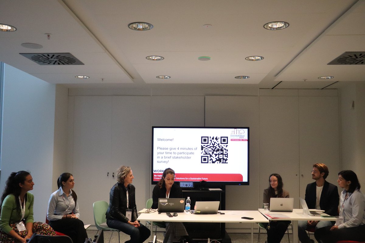 🌍 At #SP25, the “Re-valuing Resources” workshop brought Europe’s circular solutions to life !

8 Horizon Europe projects, live demos &amp; cross-sector circular solutions showing Europe’s green transition in motion ♻️

🔗 See more : sum4re.eu/2025/10/10/re-…