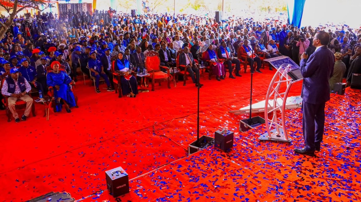 paulinenjoroge's tweet image. Today is H.E @skmusyoka’s day, and it’s been a great seeing all the opposition leaders present to support one of their own, and speaking in one voice. 

Rigathi Gachagua of DCP, Fred Matiang’i of Jubilee, Martha Karua of PLP, Eugene Wamalwa of DAP-K, JB Muturi of DP, tunasema…