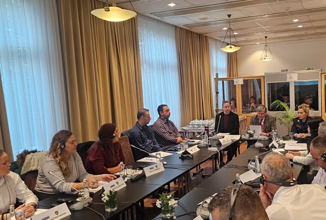 🔎🪪 Border police experts from 🇦🇱🇲🇰🇧🇦 joined a regional Training-of-Trainers in Durrës on detecting forged ID documents.

Organized by <a href="/OSCE/">OSCE</a> Transnational Threats Department &amp; <a href="/OSCEinAlbania/">OSCE Presence in Albania</a>, the course boosted regional co-operation in the fight against cross-border crime.