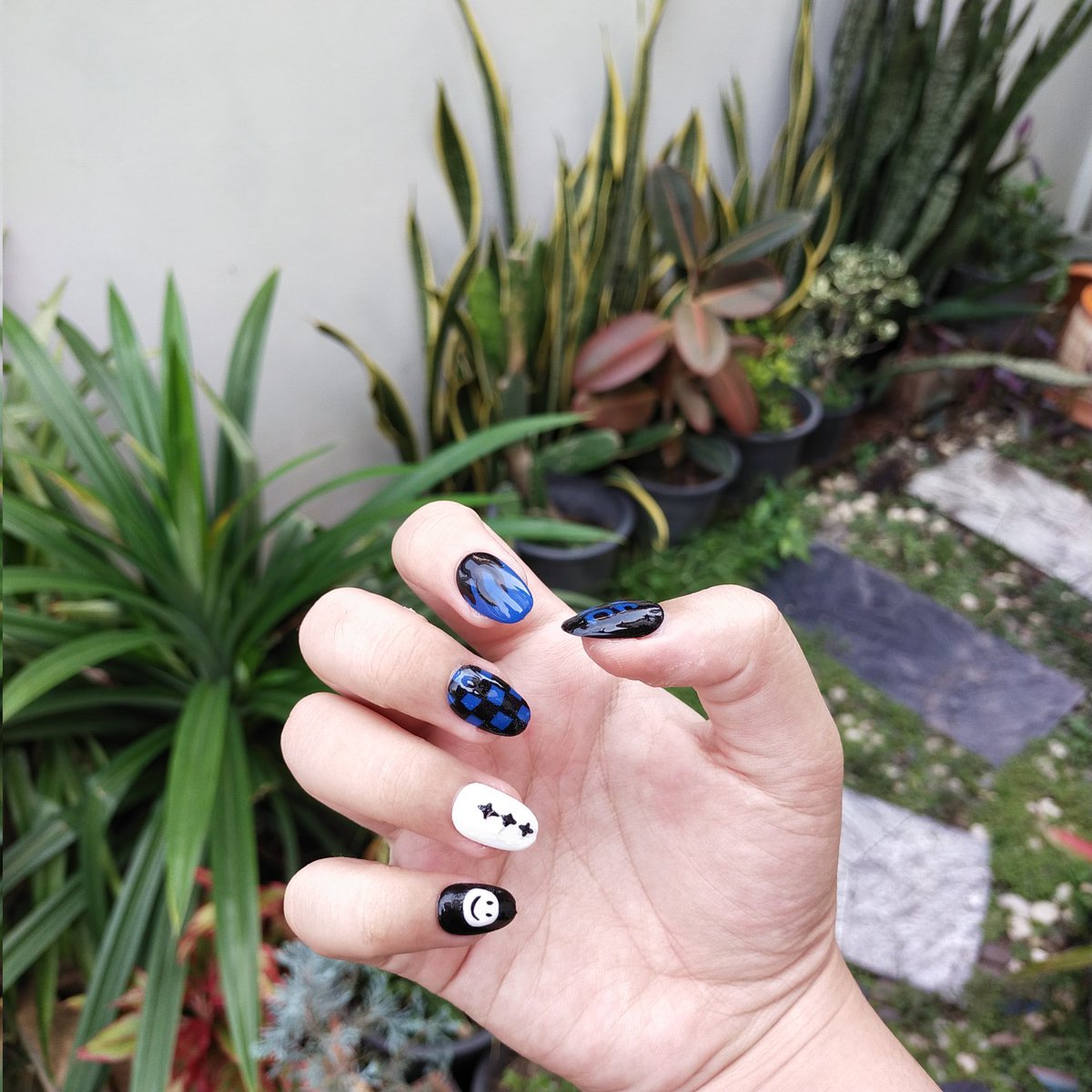 official5nails's tweet photo. 📢เช็คเสียงตอบรับ 
เล็บปลอมสีเจลแท้ถูกมากก✨
📓ออเดอร์ 4 ชุดขึ้นไปส่งฟรี
📓สีพื้น60/งานเพ้นท์90/ติดอะไหล่130
📓รับทำออเดอร์เยอะ 
⁉️งาน Paint มือ พรีออเดอร์

#เล็บเจล #เล็บปลอมสําเร็จรูป #เล็บปลอม #ส่งต่อ #พร้อมส่ง #พื้นที่โปรร้าน #ถูกและดี #แจก #ดีบอกต่อ #ตลาดนัด #ลายเล็บ https://t.co/5BWA845edT