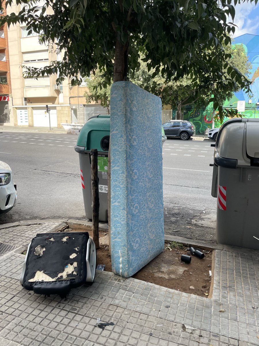 Jordibionic's tweet photo. La app continua sense funcionar @ajterrassa @ecoequip @jordi_ballart https://t.co/DmHwuG2hRS