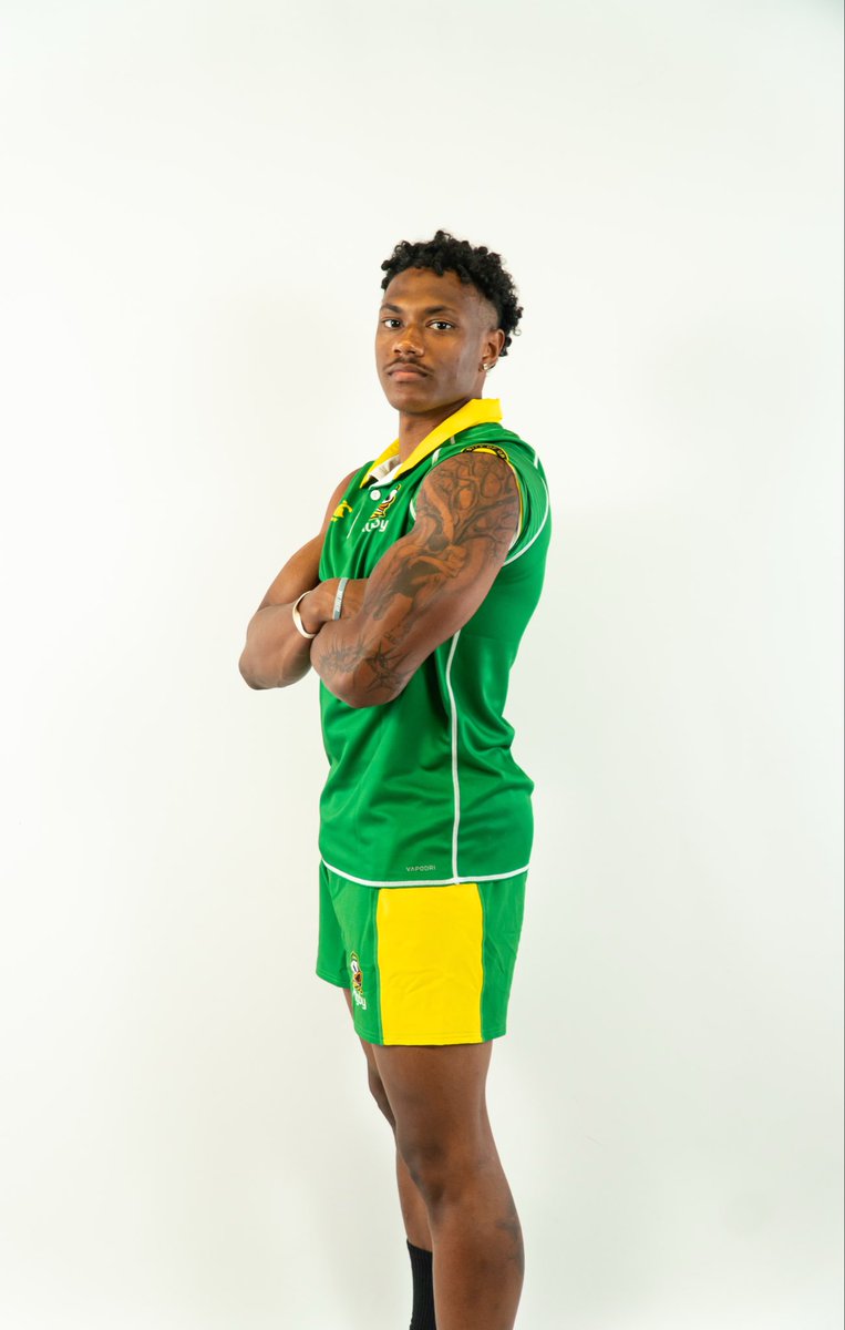 LoganVIDowner's tweet photo. Excited to enter this new season with my new team! #scoducks #AGTG https://t.co/YxQZ9WYUez
