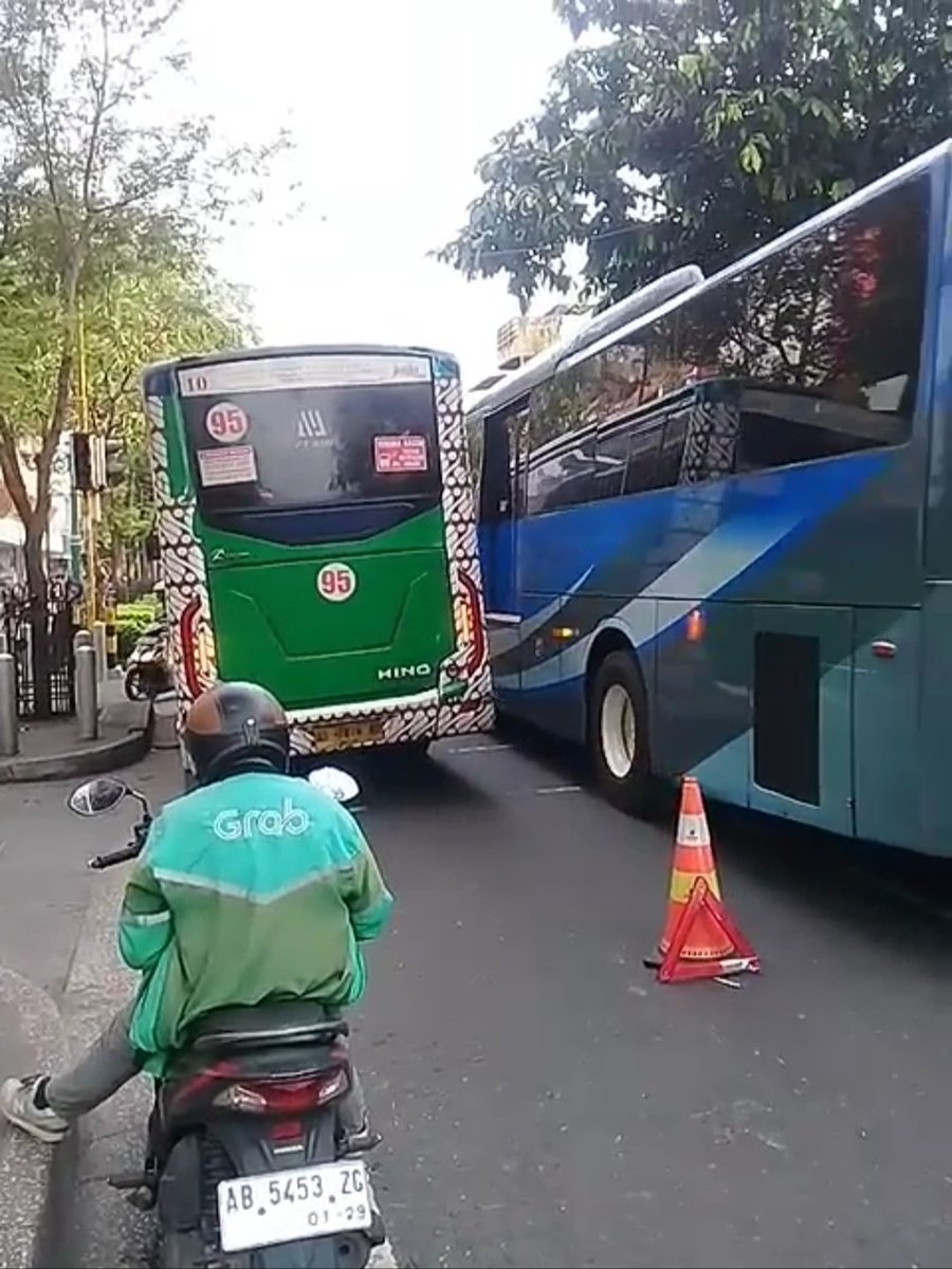 Transport for Yogyakarta tweet media