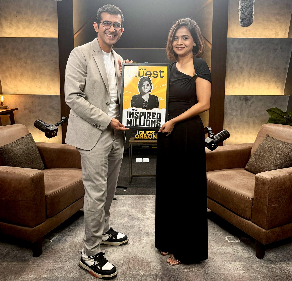 nipunmarya's tweet image. One with the queen of illusions- @TheSuhaniShah! #TheQuestTalk #Podcast #iQOO