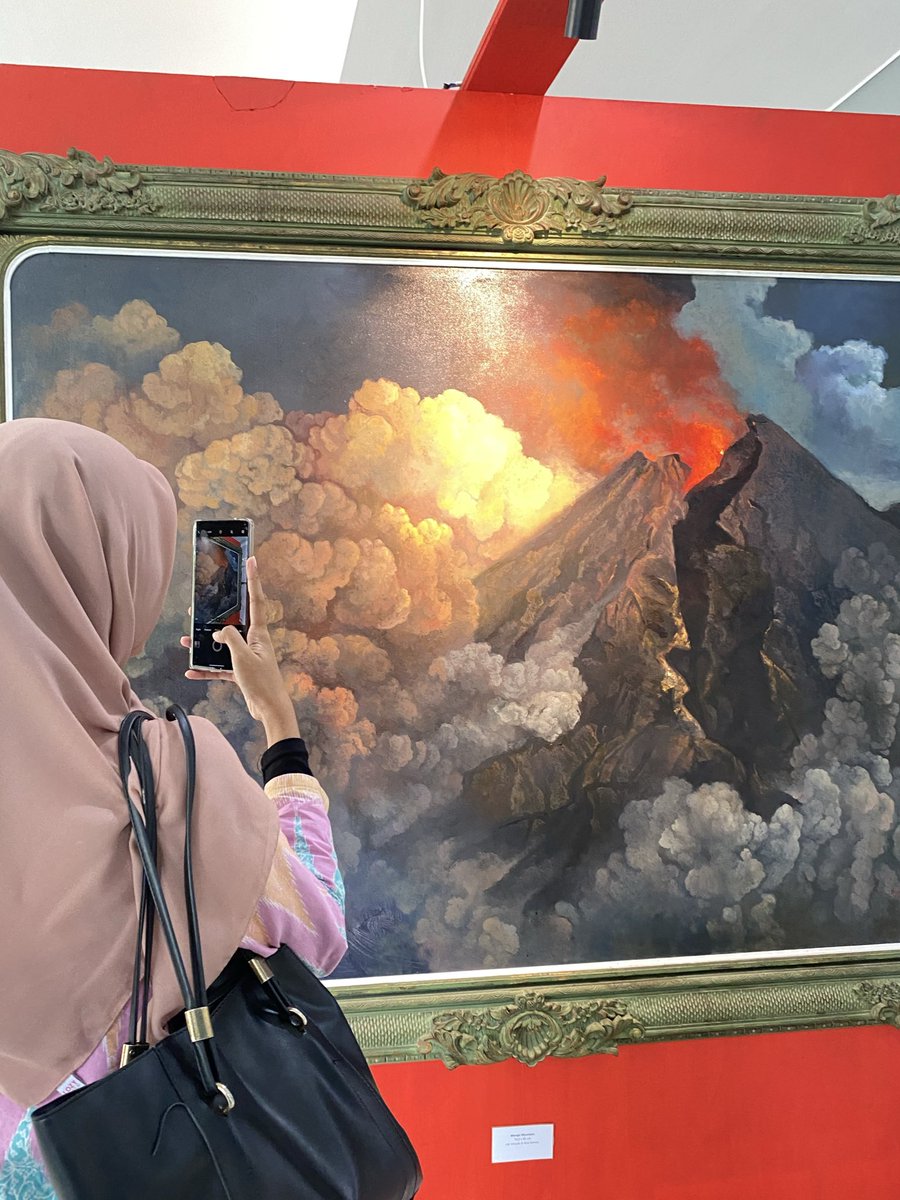 wifty0u's tweet photo. art center🖼️ https://t.co/54vt84x0WF
