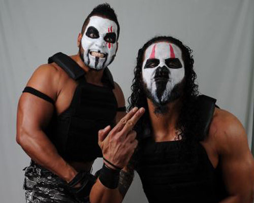 WrestlePurists's tweet photo. G.O.D

#SmackDown https://t.co/tNKJwNKqB6