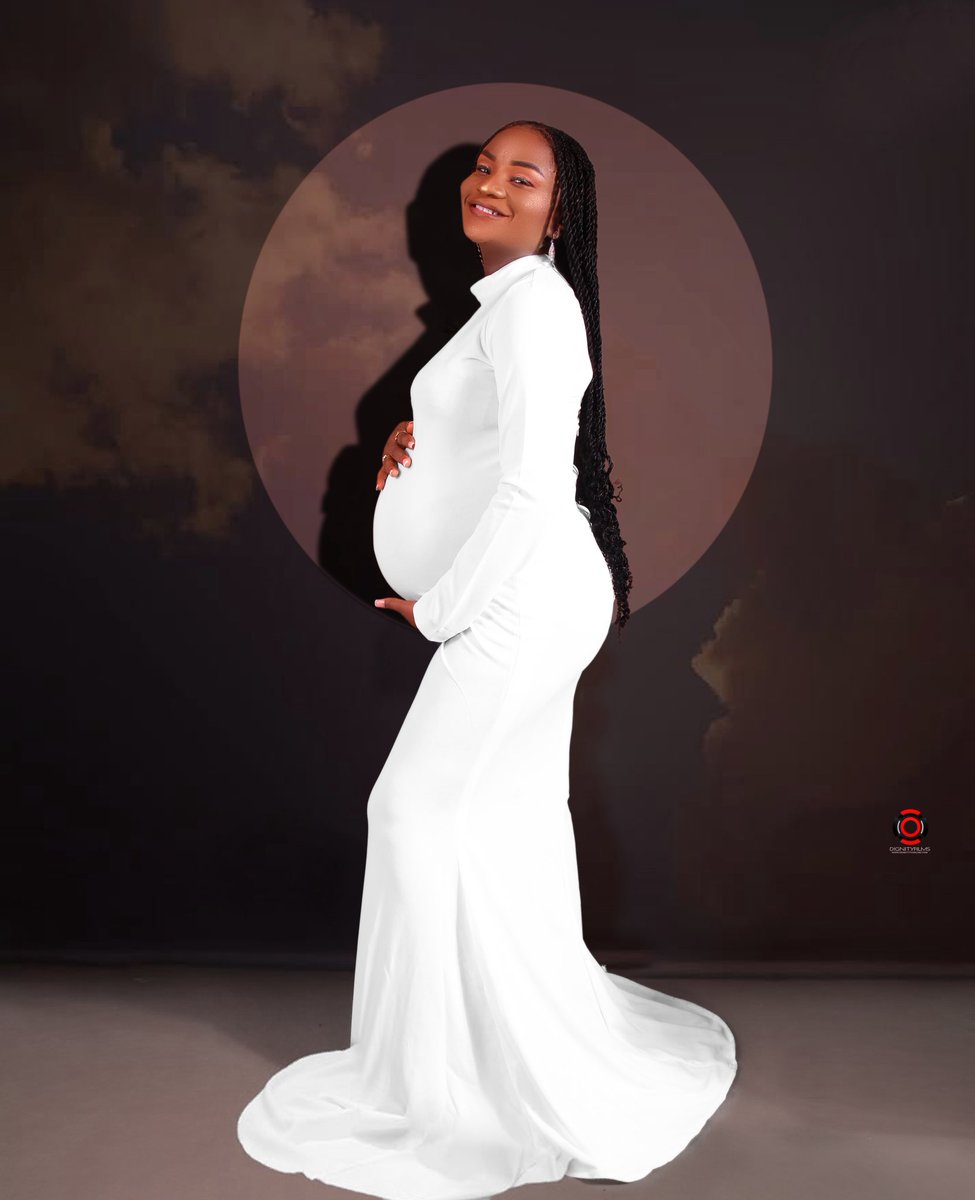 sapphire_nifemi's tweet image. Ten tiny fingers, 
Ten tiny Toes, 
A heart full of love.
Sneak peak of our MIRACLE BABY 🥰❤️
Welcome Baby ZOE OLUWATOSIN MOMORIRIOLUWA 
29/8/2025 I became a MOTHER
40hours of intense contraction, 6hours of back and forth in the Labor room, Emergency CS🥹

In all OLUWATOMISIN🤲🤲