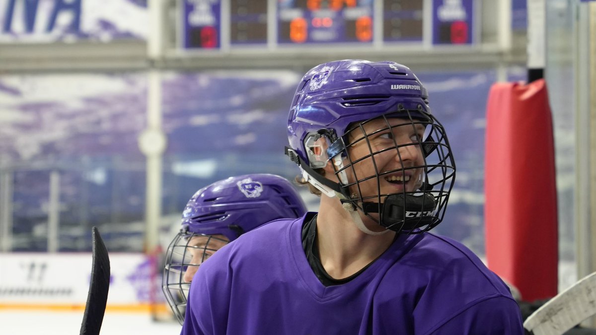 NiagaraMHKY's tweet image. Can’t help but smile on game day! 

#Uncommon