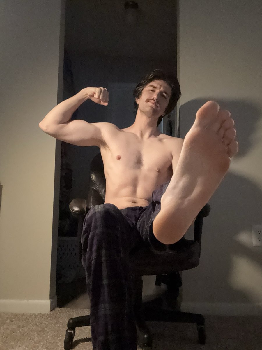 MASTER T 💪 FINDOM tweet media