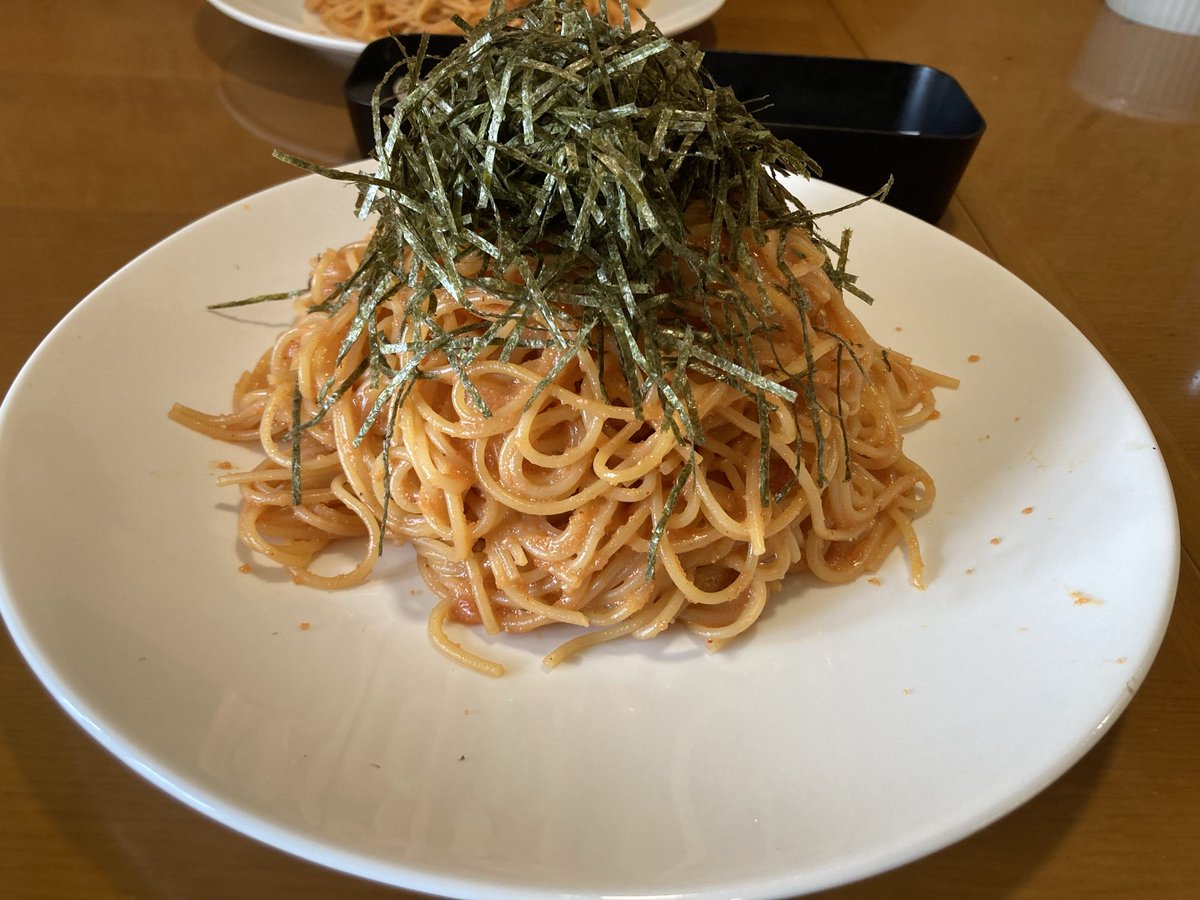 2025/10/10（金）
時間：54分28秒
距離：6.12㎞
歩数：7,633歩

総歩数14,859歩
総距離：11.4㎞

体重：89.4kg

今日のお昼は露橋のバンビーナで明太子スパ3L（700g）
晩ご飯食べれなかった😂