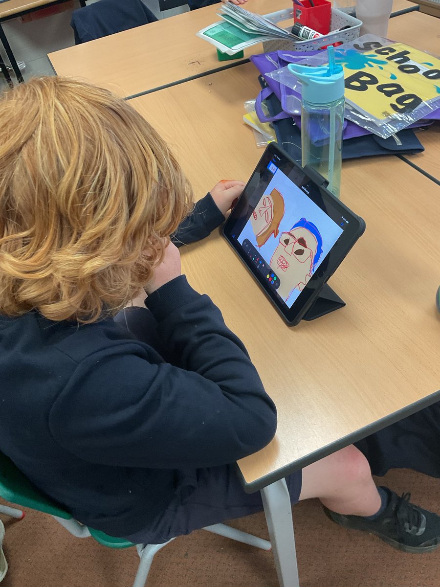 StanleyGrovePri's tweet photo. Wonderful self portraits in class 3, using Keynote. #stgrovecomputing #stgroveict https://t.co/BABOIot5CM
