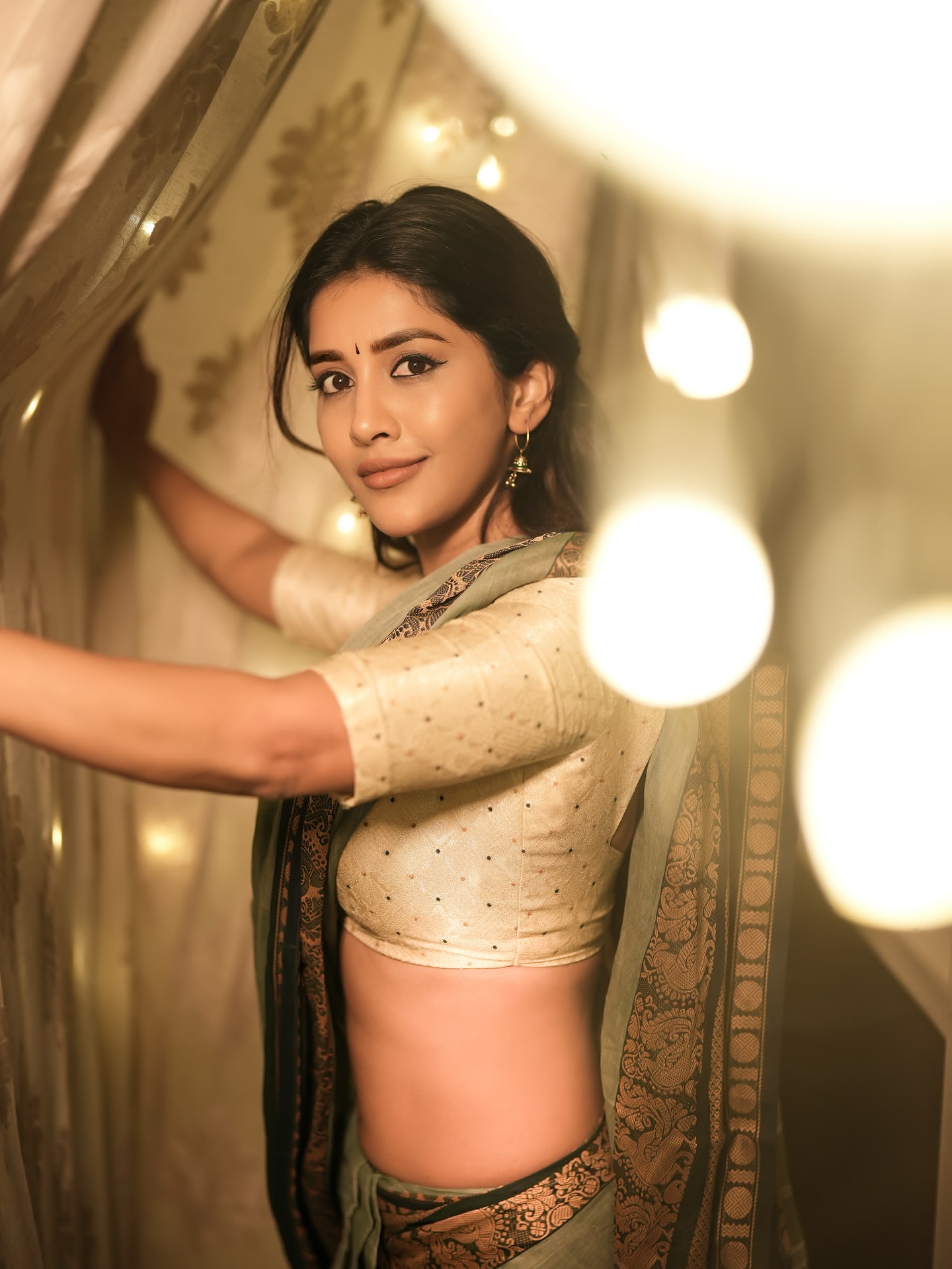 G25oiNrWEAAjLBN?format=jpg&name=large