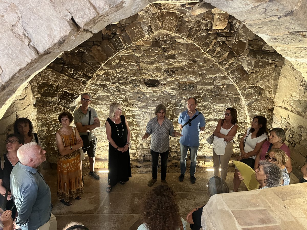✅ #Tàrrega adjudica els treballs de conservació i manteniment de la Casa d’Avraham Xalom, al call jueu
🕎 La intervenció de 76.265,96 euros consolidarà aquest patrimoni singular de l’època medieval
📈 Atractiu turístic amb una elevada afluència de públic 
tarrega.cat/urbanisme/noti…