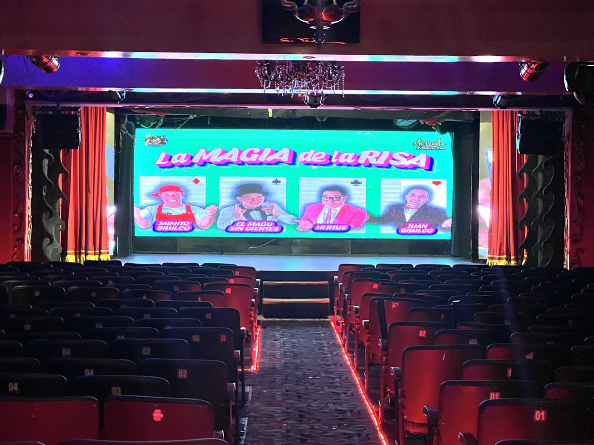 MAGOSINDIENTES's tweet image. Probando pantallas y ensayo general !!!! Todo listo para nuestra #Funcion de hoy en #MarDelPlata #Teatro Victoria 21hs. #PetonProducciones #FindeLargo #Octubre