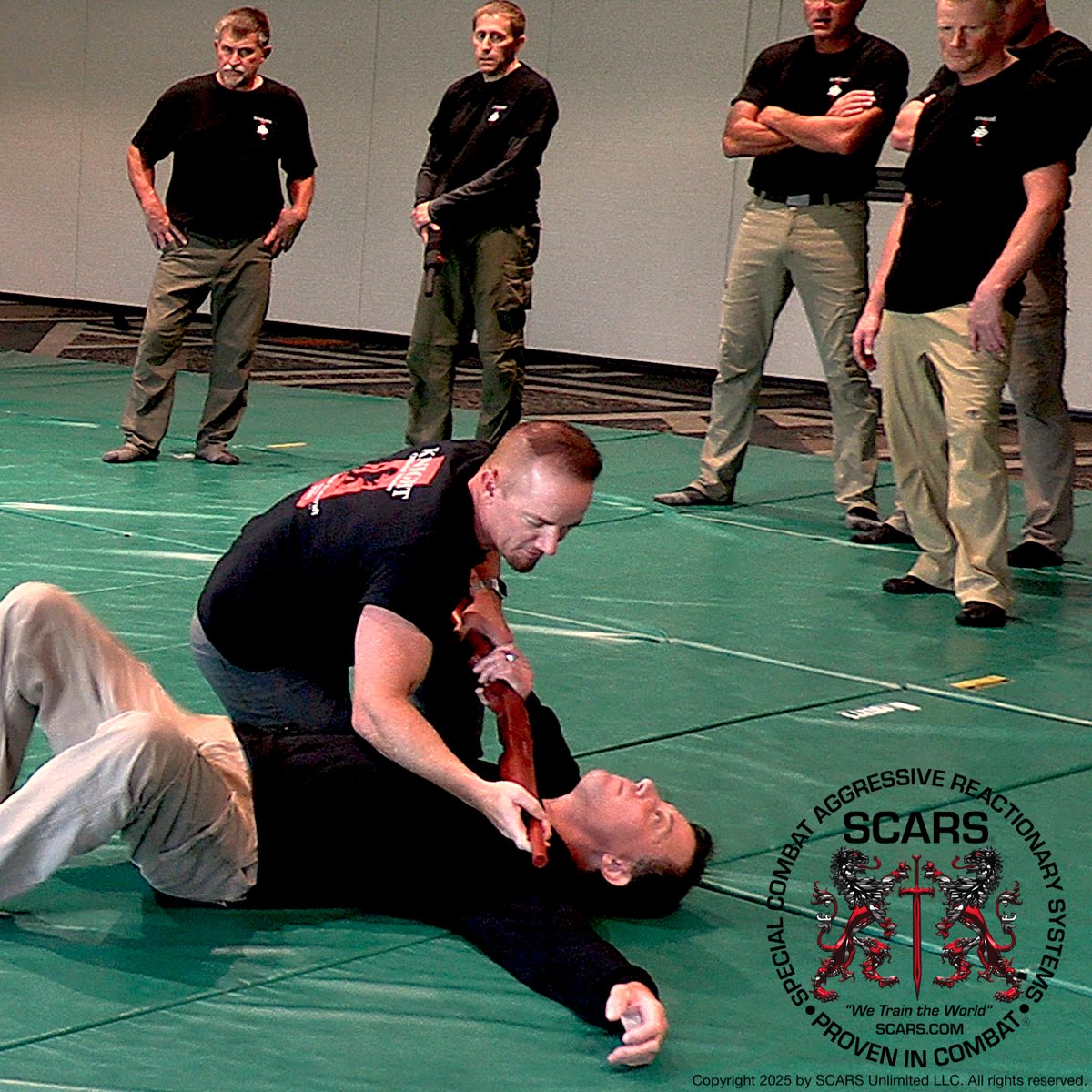 SCARSInstitute's tweet image. Fear has no place in your training or your life. SCARS® rewires your response to stress, turning hesitation into action. Step into the weekend fearless and ready. 💪
#SCARStraining #FearlessFriday #NoFear #CombatReady #PeakPerformance