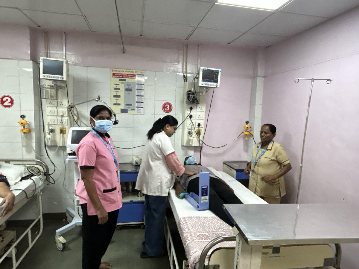 pcmcindiagovin's tweet image. Under Swachh Survekshan 2025, at “A” Zone, Ward No. 10, Niramay Hospital, Chinchwad, staff were guided on public cleanliness, waste segregation, and proper biomedical waste management on the occasion of World Mental Health Day. #WorldMentalHealthDay #pcmchealth #pcmc
