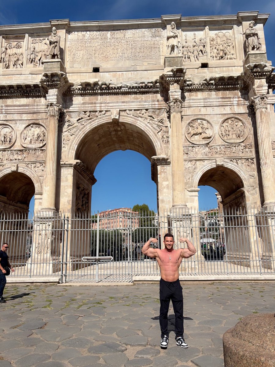 mastermycles's tweet photo. I am your best opportunity to leave a legacy, to be remembered. Crawl, kneel. Submit. It’s time to achieve something. 

Cashmaster https://t.co/s3VC8T7v1m