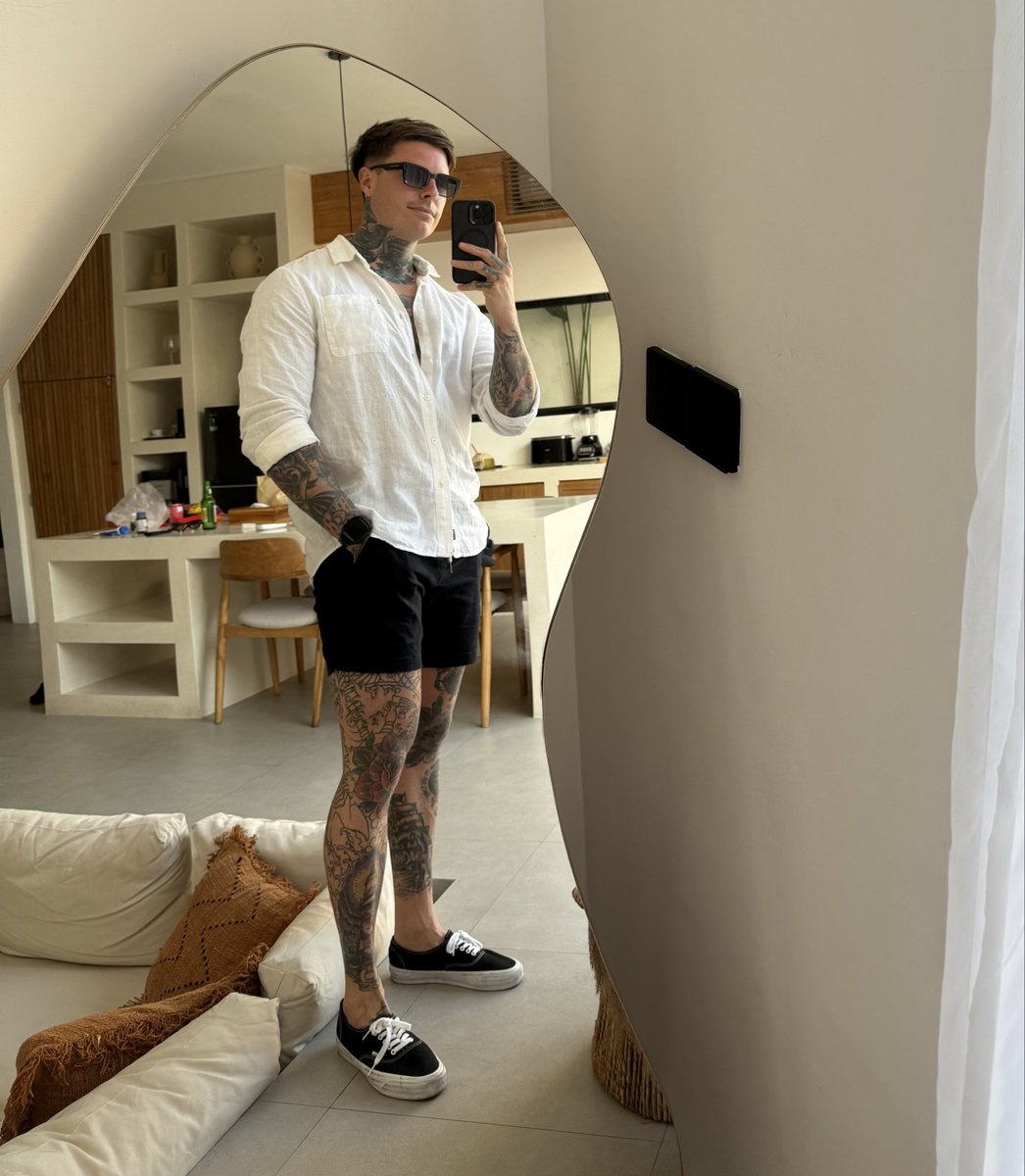 Surrendr🖤 (@0xsurrendr) on Twitter photo 