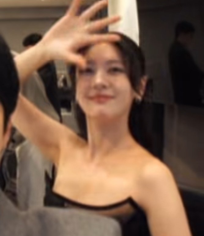 내 소민님 지금 저화질에서도 완전 초미녀력이 뚫고 나오고 있다고 지금✨️✨️💓