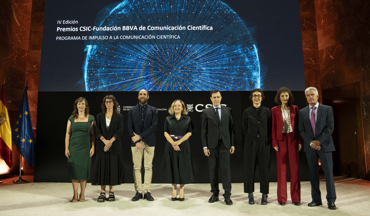 CSIC's tweet image. 🔬El #CSIC es el mayor organismo científico de España, con 124 institutos

👩‍🔬👨‍🔬 Sus equipos realizan investigación básica para ampliar las fronteras del conocimiento

🧵 En este hilo te contamos las noticias destacadas de esta #SemanaCSIC

➡️ f.mtr.cool/qmnfduaimm