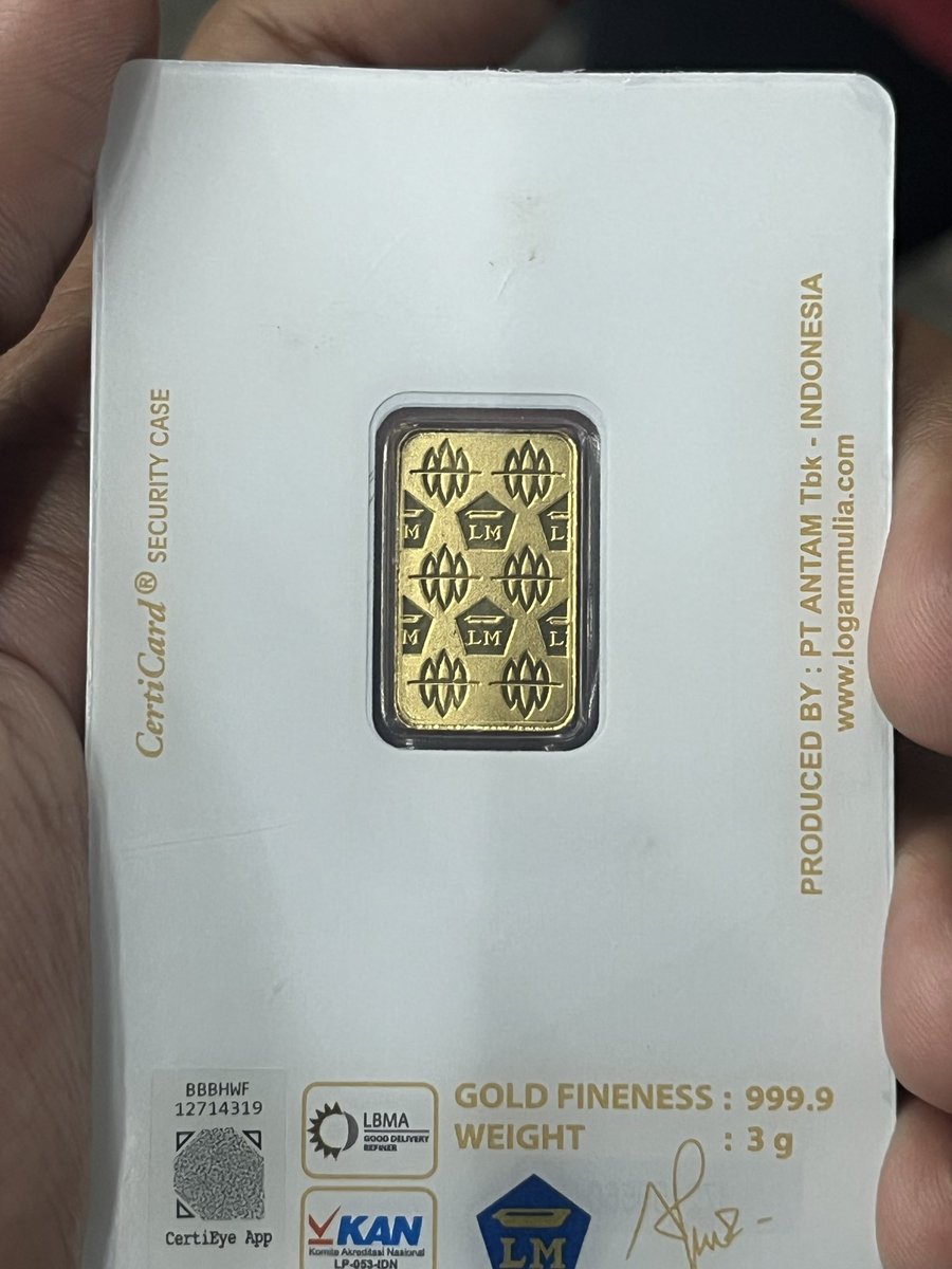 winterisc0min9's tweet photo. Buyback Antam 3gr area waru aman ✅

Yg mau buyback Antam monggo komen atau dm ya 😁 https://t.co/GmkOyWaGaY