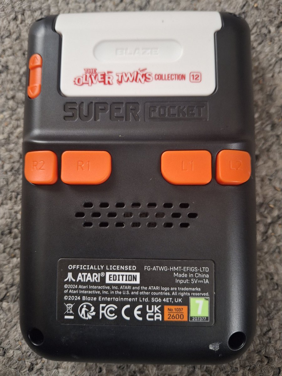 SmilerB9's tweet image. I now have 1 of the #rarest #games #cartridge&apos;s on the #Evercade.
#TheOliverTwins #CodeMasters #collection 🍾🥳
evercade.co.uk/cartridges/the…
#Playing on the #Woodgrain #Atari #HyperMegaTech #SuperPocket.
What an #excellent #GameCollection 👍
#RetroGames #RetroGamer