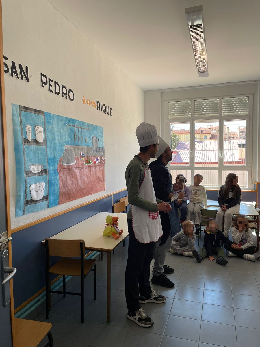 CRATierrasAltas's tweet photo. Queda inaugurado el restaurante “San Pedro Ñamrique” donde este curso cocinaremos un montón “historias”. 👩🏽‍🍳👨🏾‍🍳🧑🏻‍🍳 https://t.co/8ryIs7EPSa