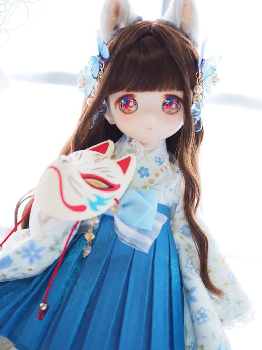 アイデザインを担当させて頂きました、Sugqr*milkさんとのコラボアイ再販通販受付、土曜までとの事です!私の描くイラストちっくなアイデザインになっております、是非よろしくお願いします～😺✨(完売色もちらほら出ているようで、ありがとうございます…!🥲) 